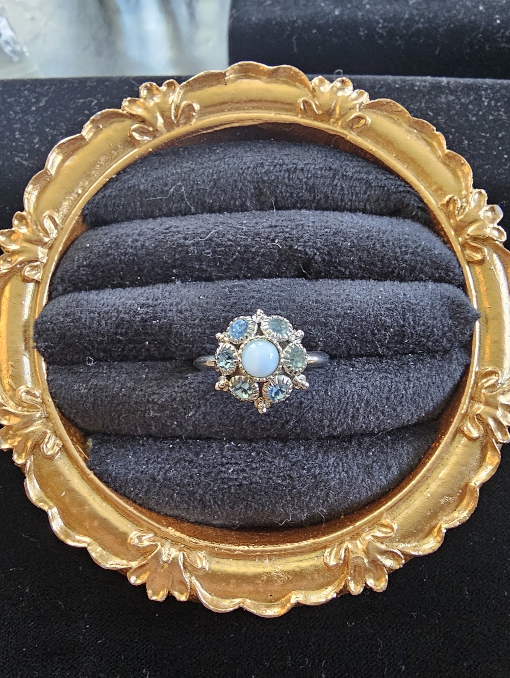 Vintage Avon Ring Size 8/9